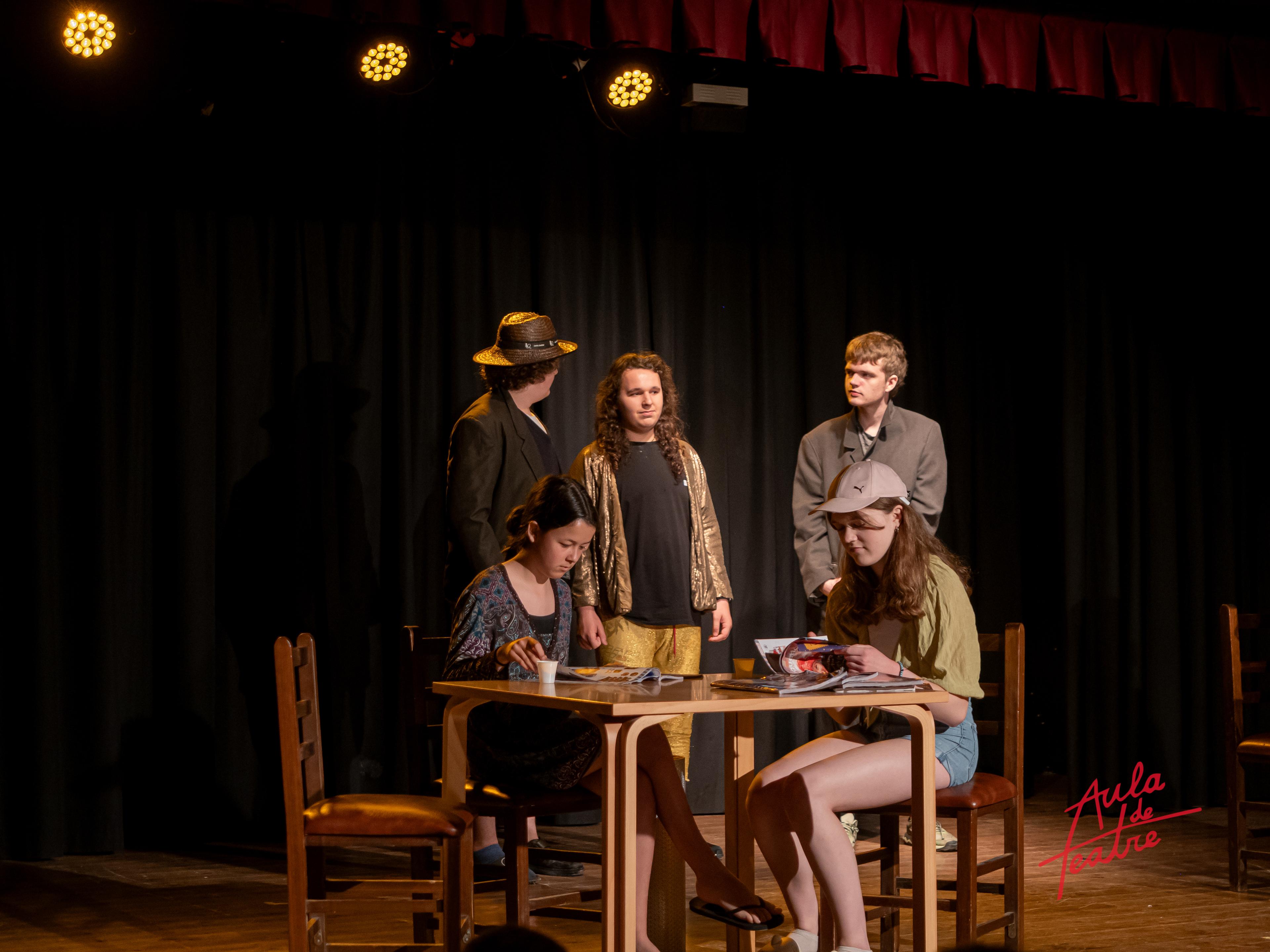 Imatge 2 de Teatre Jove 1